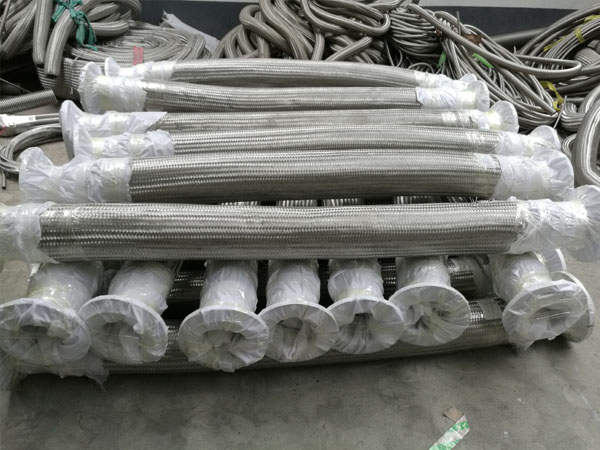 法兰式金属软管